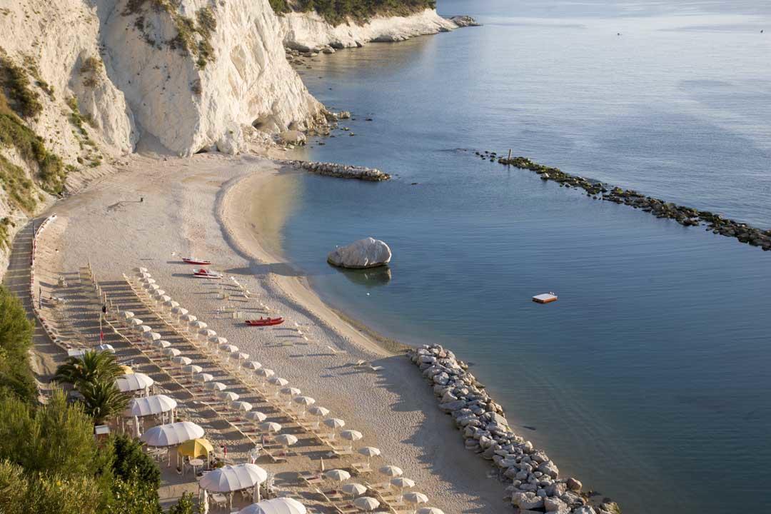 Hotel Eden Gigli Numana Eksteriør billede